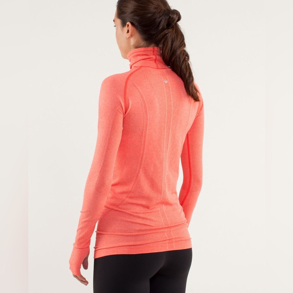 Lululemon Run: Swiftly Turtleneck Love Red Size 6 - Picture 2 of 15